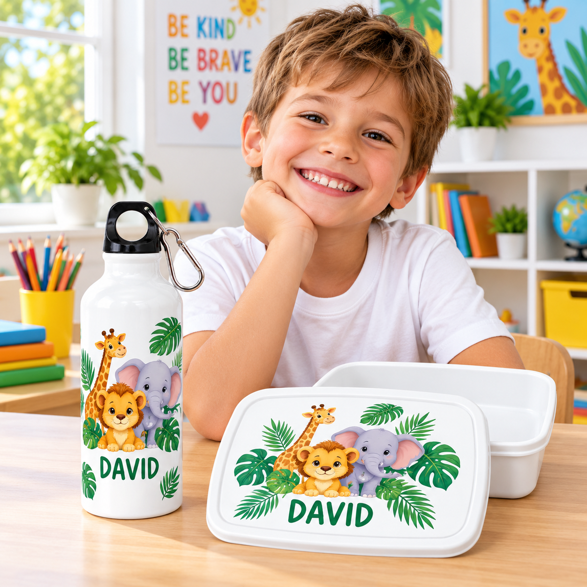 Set școlar personalizat Aventură în Junglă – Tricou + Cutie sandwich + Bidon – imagine 2
