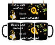 Cană cadou pentru apicultori cu albine  si miere, culoare neagra, eCADOU, CAP10005