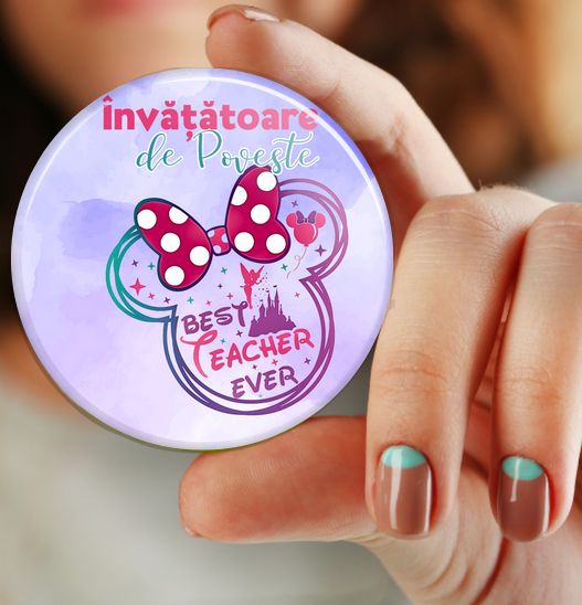 Insigna personalizata pentru elevi sau absolvenți de scoala  Minnie Mouse