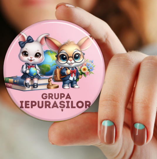 Insigna personalizata pentru elevi sau absolvenți de scoala