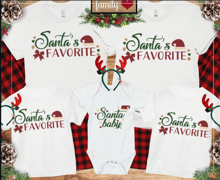 Set de tricouri personalizate Family mama, tata  si copii cu tematica de Craciun, Santa's favorite