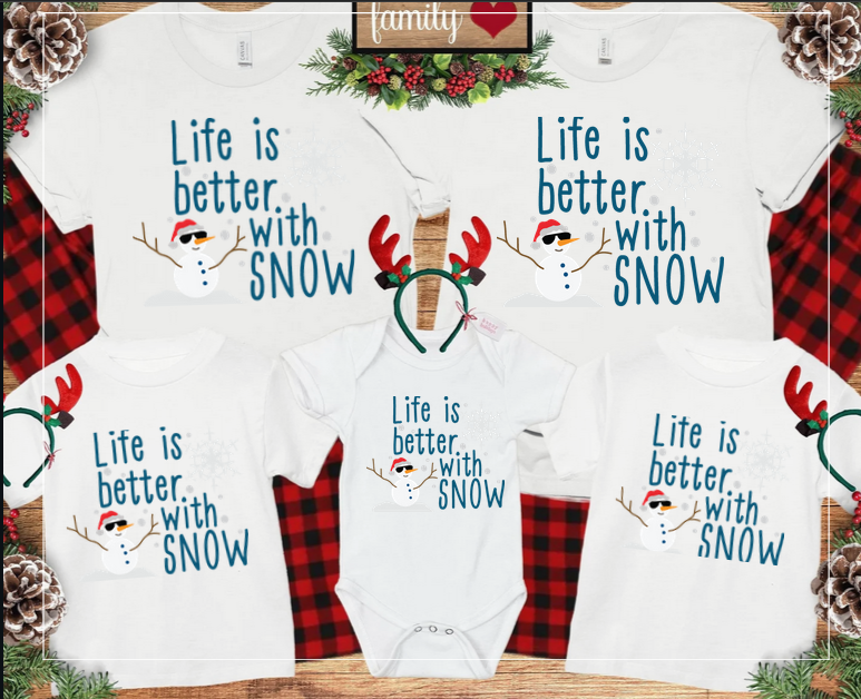 Set de tricouri personalizate Family mama, tata  si copii cu tematica de Craciun, Life with snow