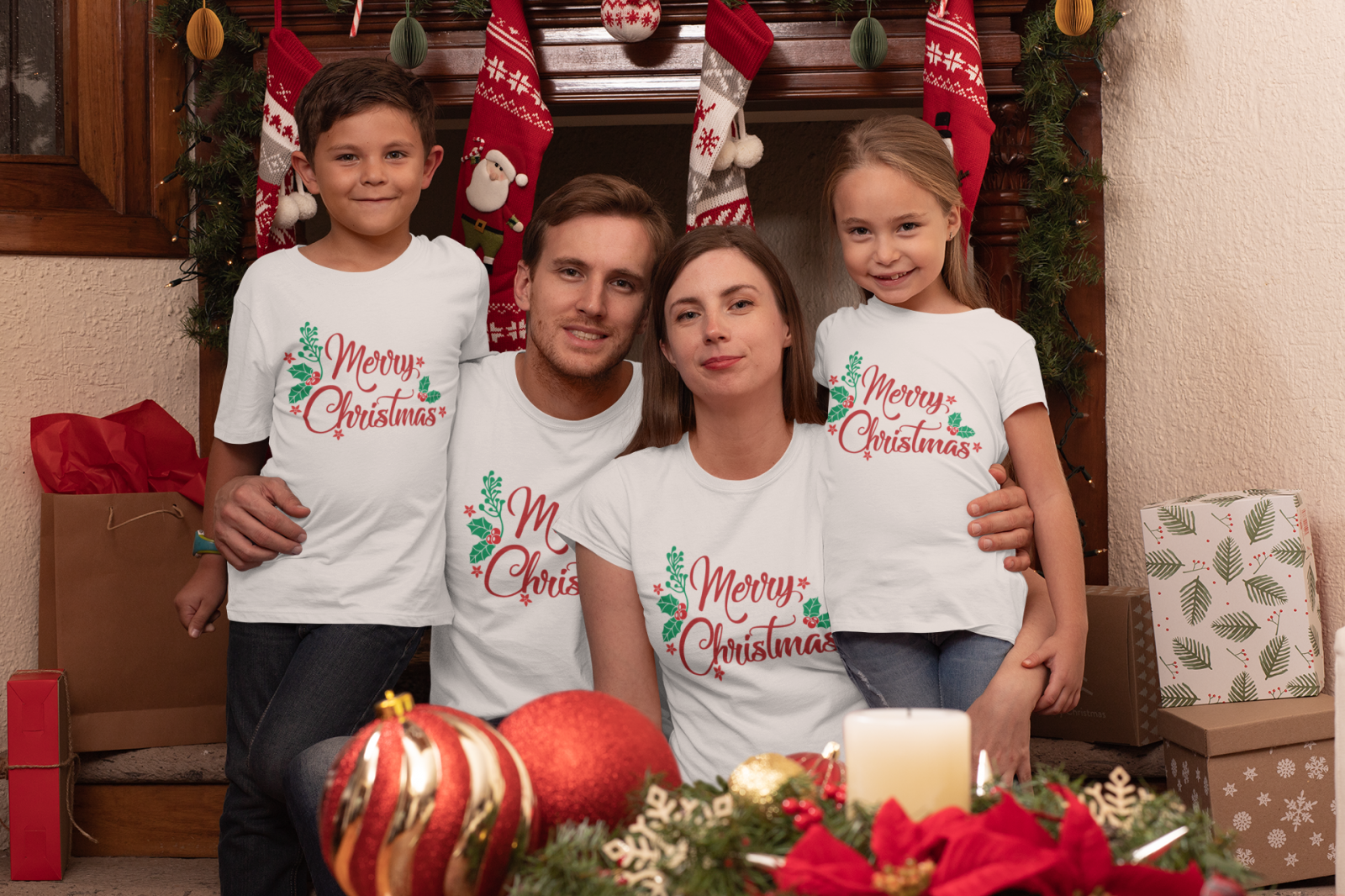 Set de tricouri personalizate Family mama, tata  si copii cu tematica de Craciun, Merry Christmas