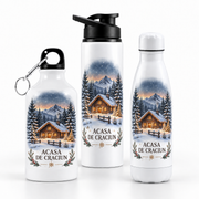 Termos personalizat de Crăciun – Cabana de Iarnă – modele disponibile pe fundal alb