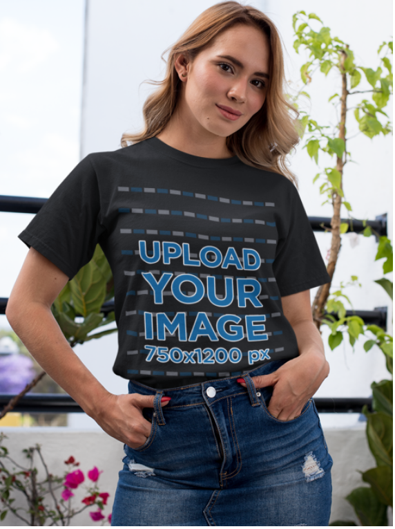 Tricou negru femei personalizat cu o poză și text