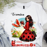 Tricou Doamna bruneta la Clasa buburuzelor  pentru scoala sau gradinita  ABS1068.4