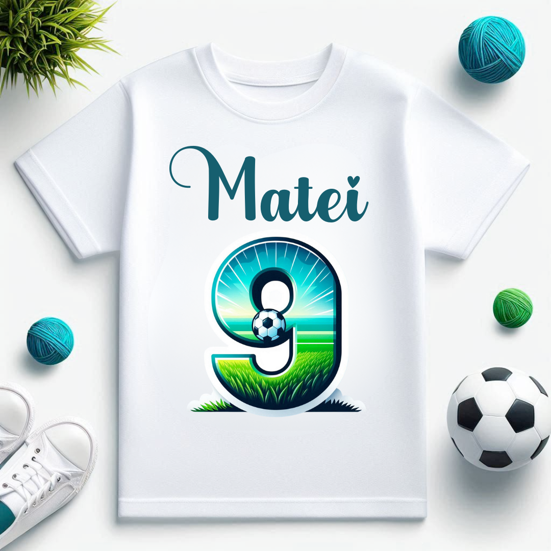 Tricou personalizat aniversar Fotbaliști  - Cadou Perfect pentru Iubitorii de Fotbal TAN1013