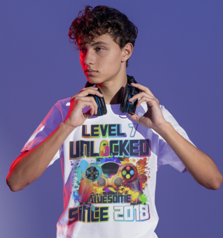 Tricou personalizat aniversar Level 10 Unlocked Awesome Since