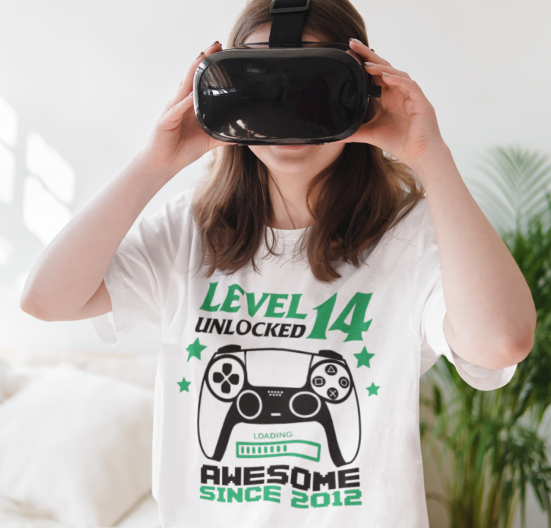 Tricou personalizat aniversar Level 10 Unlocked Awesome Since