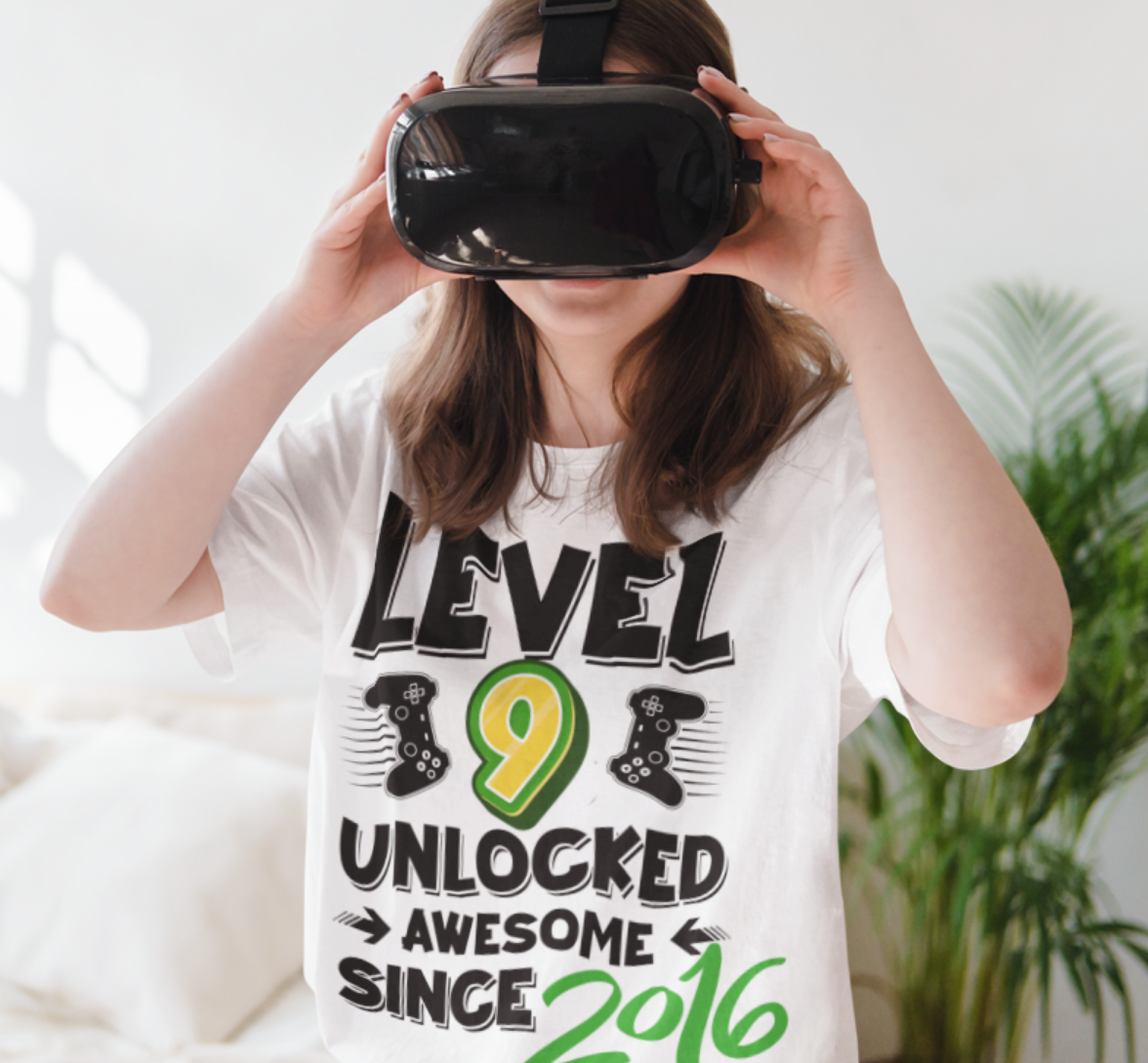 Tricou personalizat aniversar Level 10 Unlocked Awesome Since