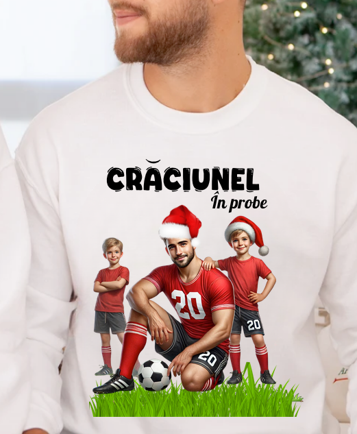 Tricouri personalizate Craciunelul fotbalist in probe, Cadoul perfect de craciun 12675