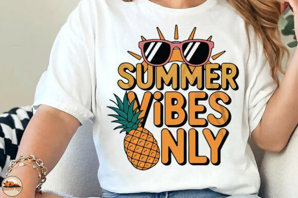 Tricouri Personalizate pentru Vara SUMMER VIBES - Esentiale in Bagajul Tau de Vacanta ❤️ E-Cadou.com